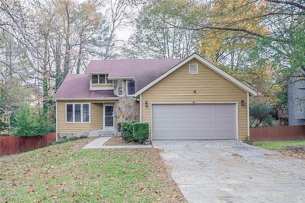 1061 Chapman Circle, Stone Mountain, GA 30088 — most recent listing photo