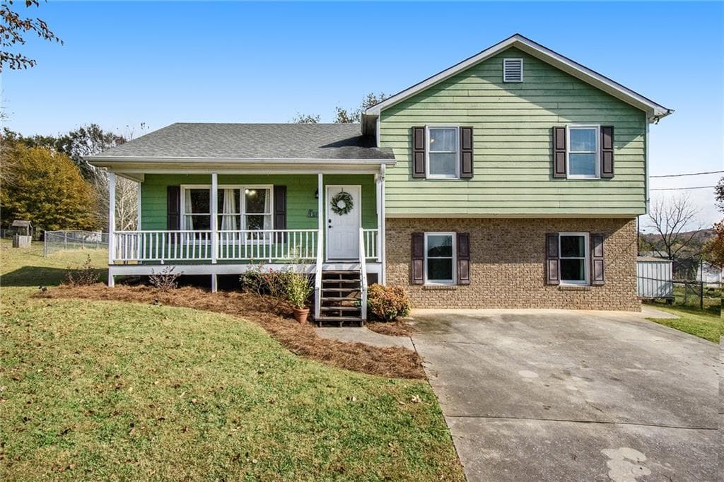 3 bedroom, 2 bathroom, 1,301 sq ft single family residence sold at 22 Fairfield Drive, Cartersville, GA 30120