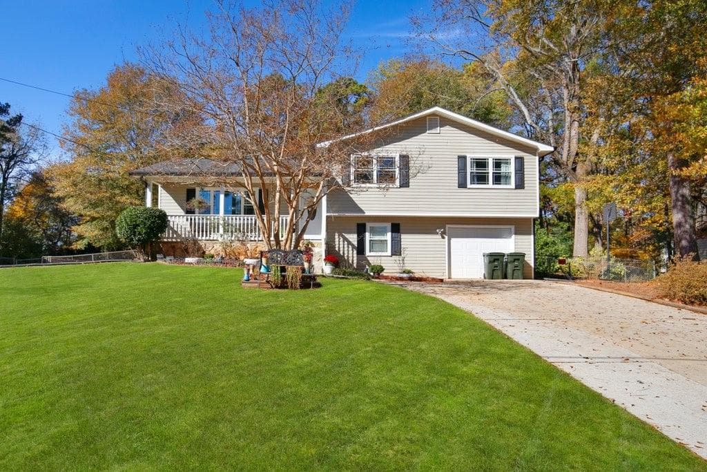 4980 Westridge Lane, Powder Springs, GA 30127 — most recent listing photo