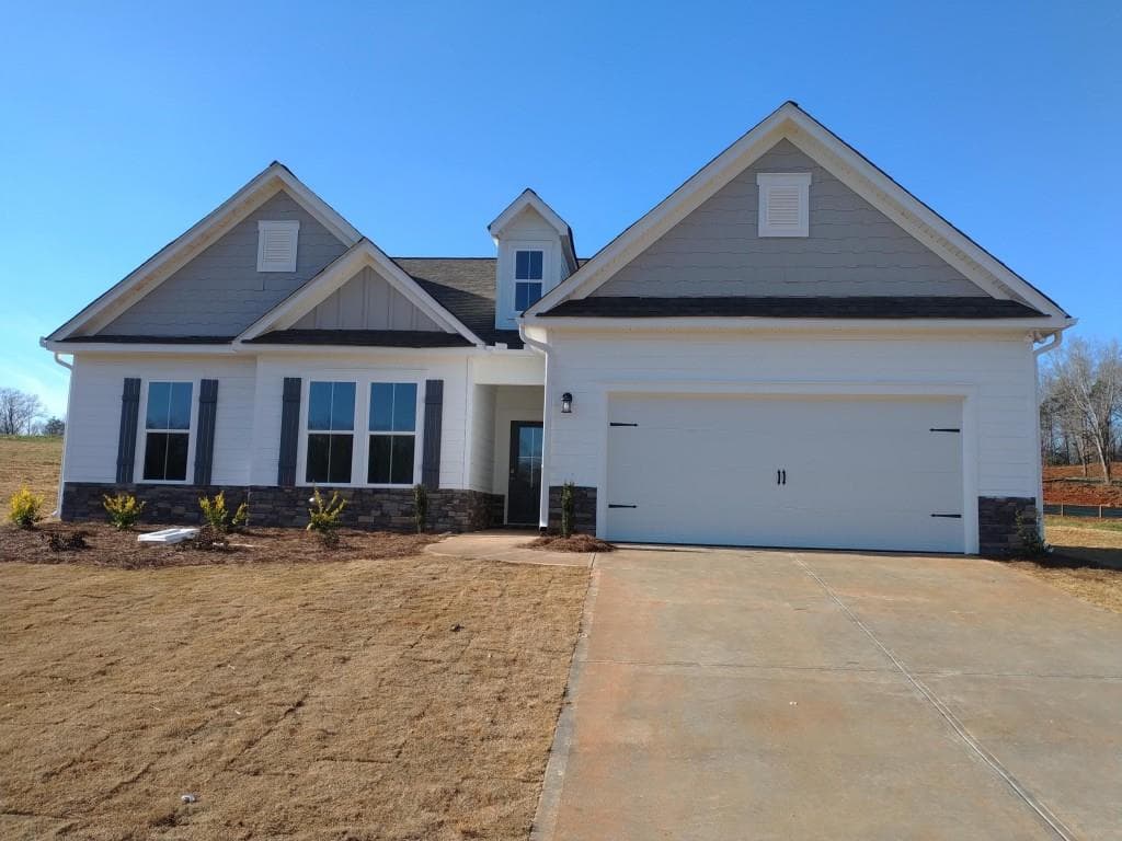 215 Waterford Circle, Cornelia, GA 30531 — most recent listing photo