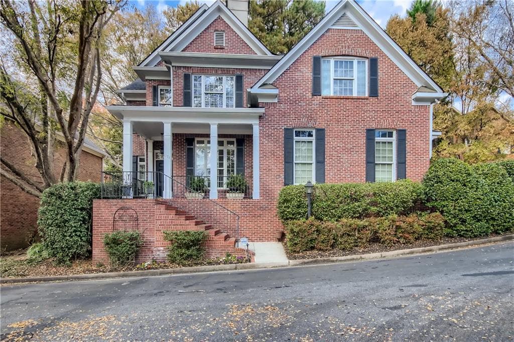 3 bedroom, 4 bathroom, 2,561 sq ft single family residence sold at 1078 Hedge Rose Court, Brookhaven, GA 30324