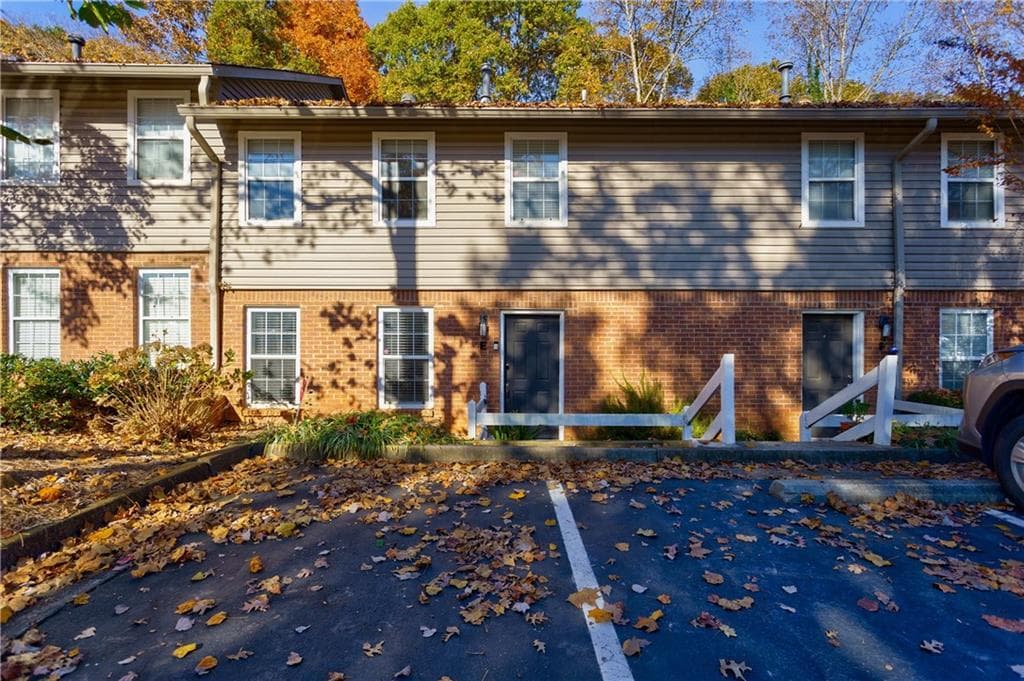 7750 Roswell Road 9E, Sandy Springs, GA 30350 — most recent listing photo