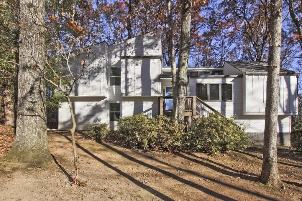 1321 Laurel Cliff Drive, Smyrna, GA 30082 — most recent listing photo