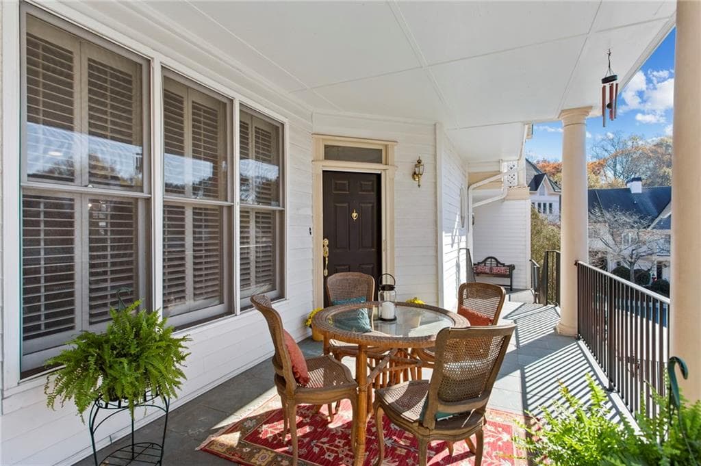 4 bedroom, 4 bathroom, 2,462 sq ft townhouse sold at 3505 Vernadean Drive, Atlanta, GA 30339