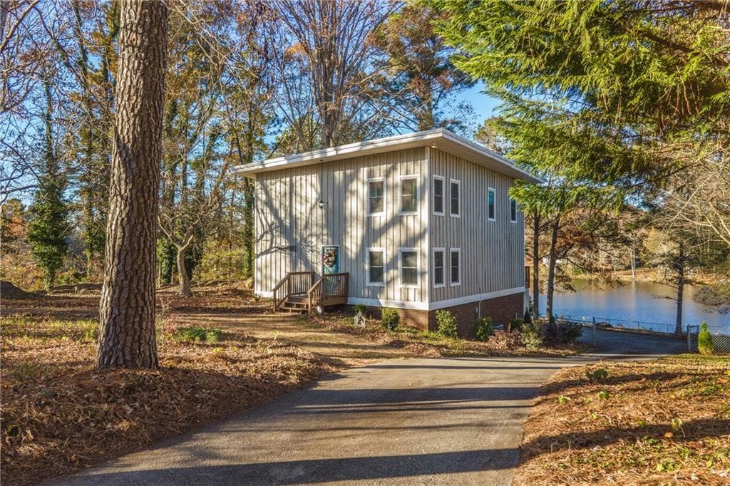 215 Don Rich Drive, Carrollton, GA 30117 — most recent listing photo