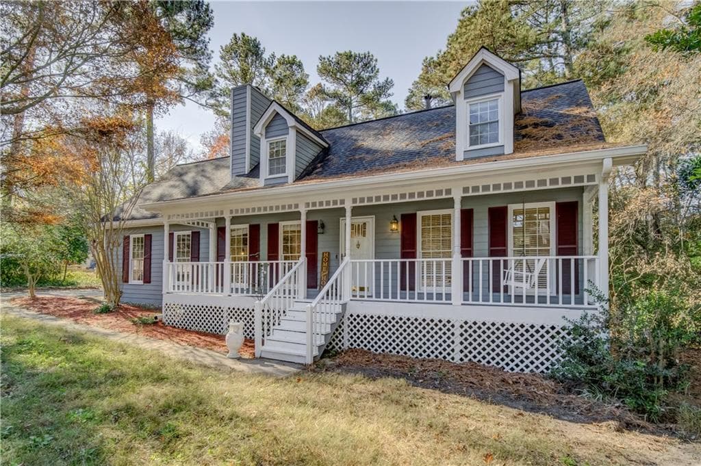 3 bedroom, 2 bathroom, 2,058 sq ft single family residence sold at 2935 Glynn Mill Court, Snellville, GA 30039