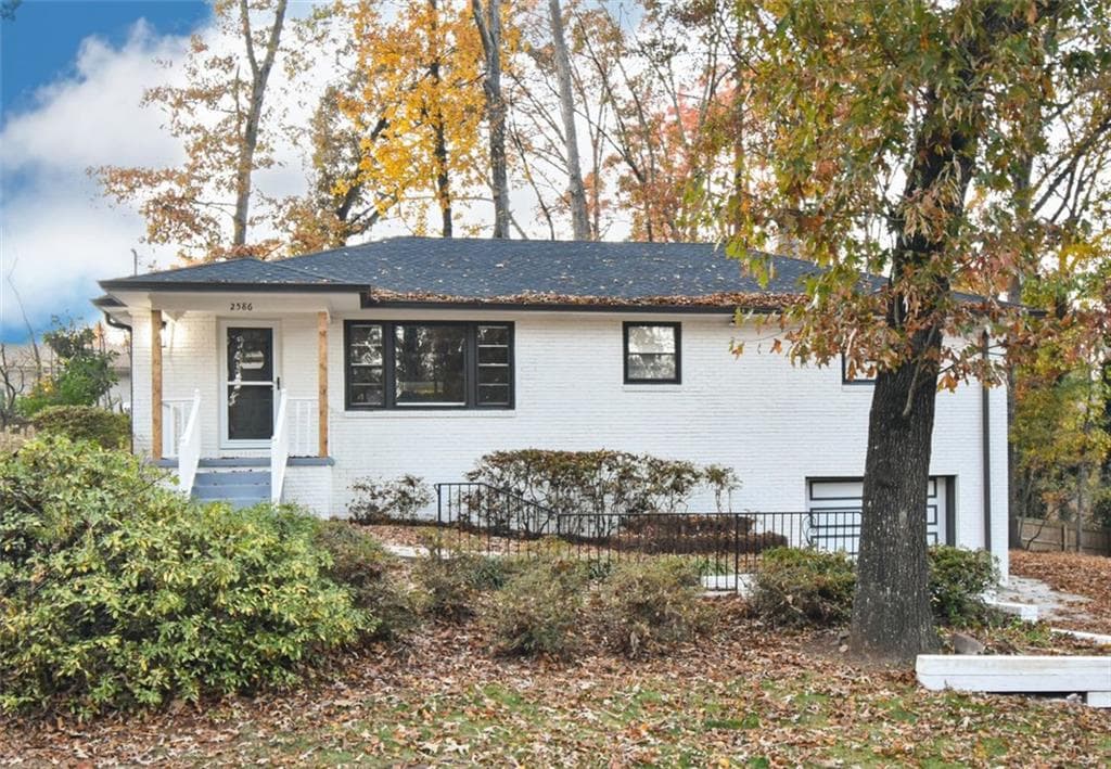3 bedroom, 2 bathroom, 1,296 sq ft single family residence sold at 2586 Cherrywood Lane, Marietta, GA 30060
