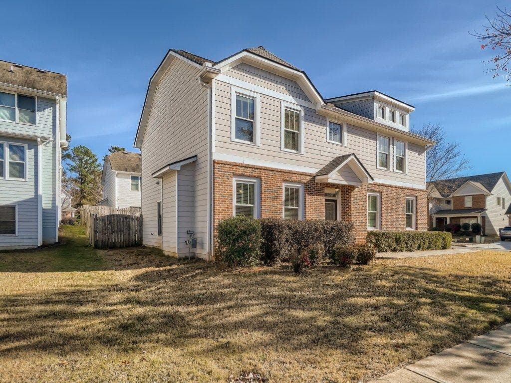 1952 Thomas Pointe Trace, Lawrenceville, GA 30043 — most recent listing photo