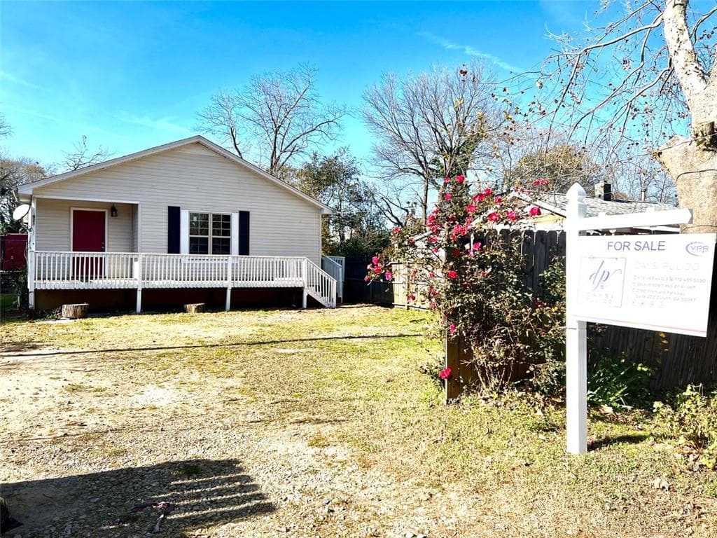 921 BLACK Drive, Gainesville, GA 30501 — most recent listing photo