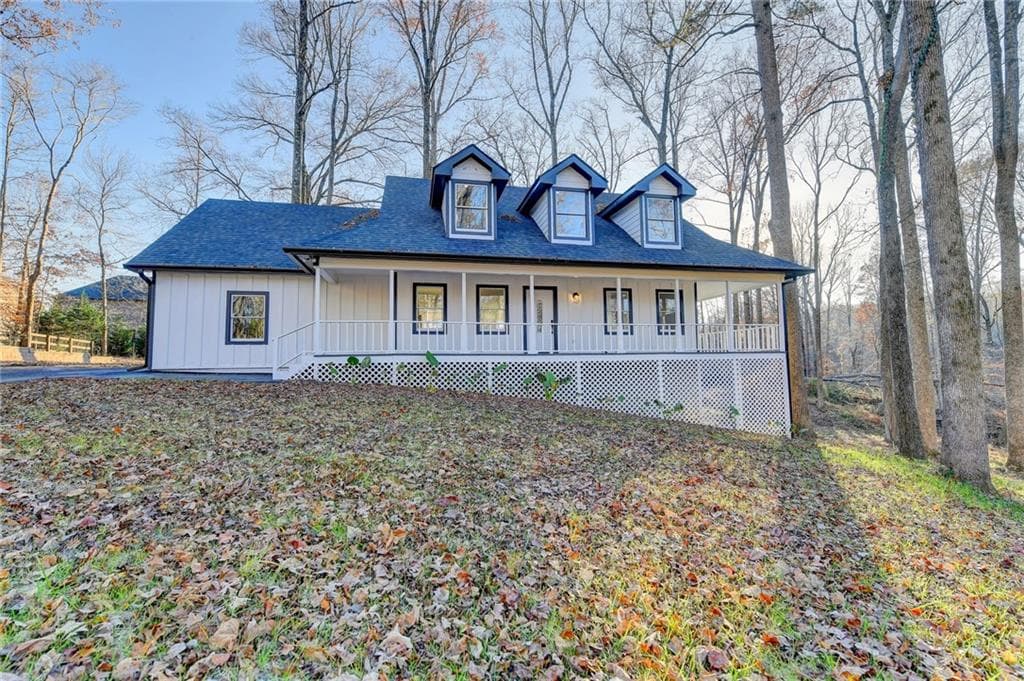 441 Oak Leaf Trail, Suwanee, GA 30024 — most recent listing photo