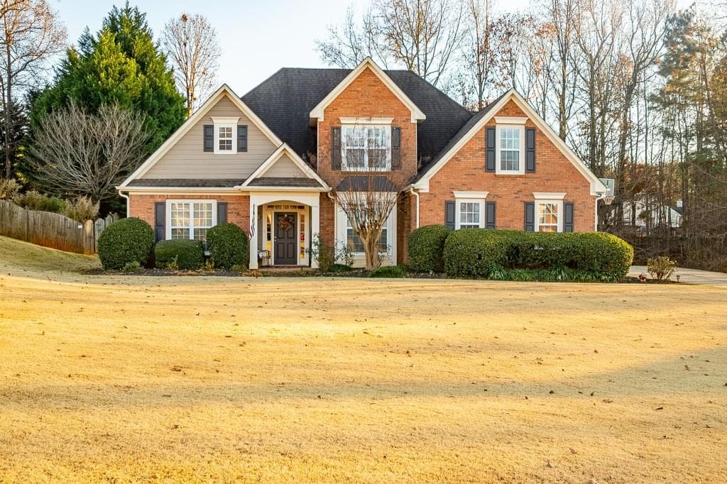 4 bedroom, 3 bathroom, 2,329 sq ft single family residence sold at 4959 Weatherstone Drive, Buford, GA 30519