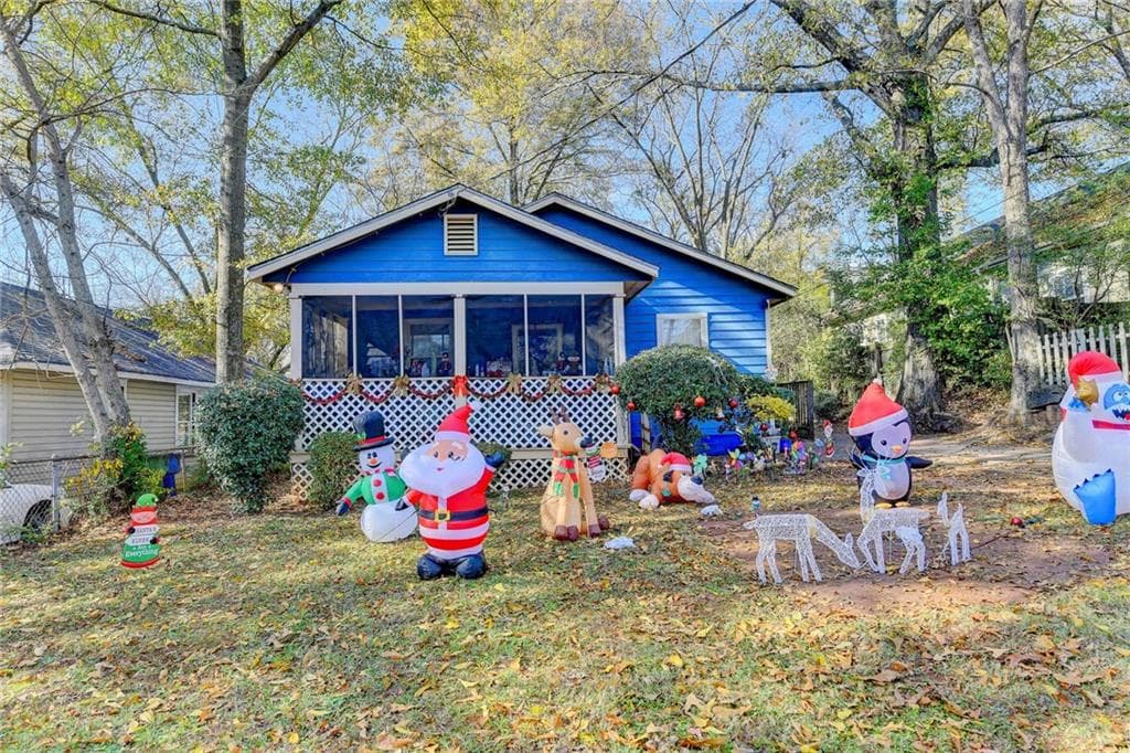 3 bedroom, 1 bathroom, 8,049 sq ft single family residence sold at 313 Stovall Street, Atlanta, GA 30316