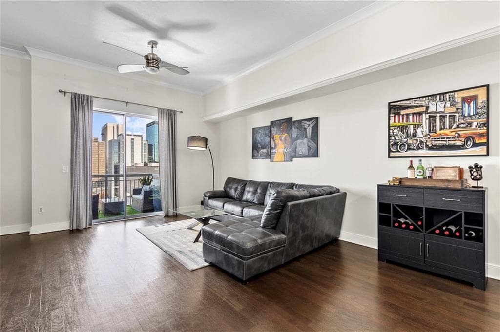 1 bedroom, 1 bathroom, 1,104 sq ft condominium sold at 285 Centennial Olympic Park Drive 2306, Atlanta, GA 30313