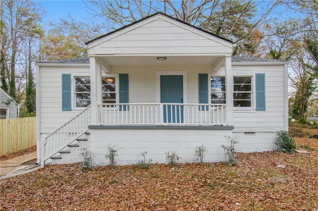 2 bedroom, 1 bathroom, 928 sq ft single family residence sold at 1338 Elizabeth Avenue, Atlanta, GA 30310