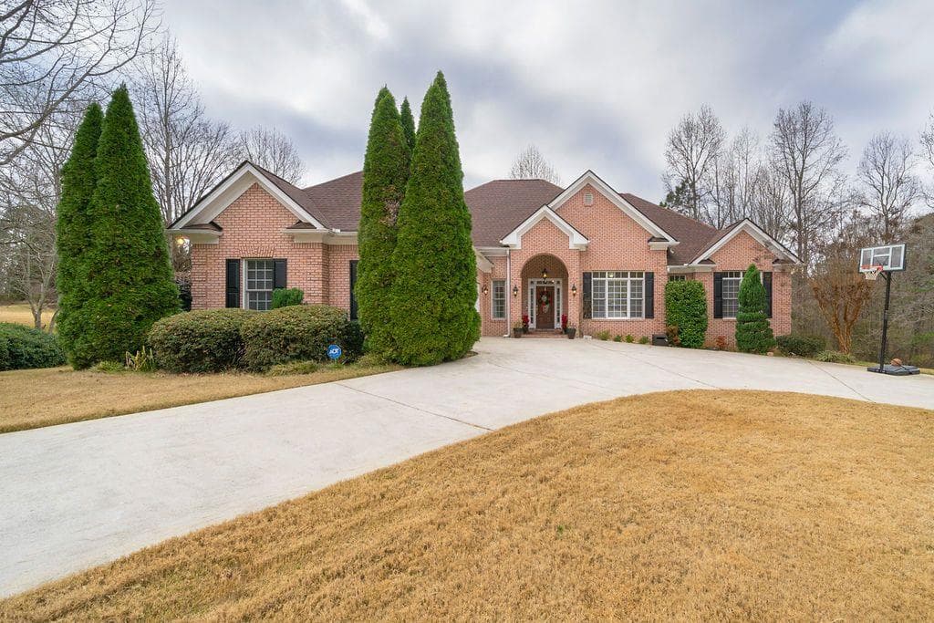 55 COSTLEYS BRIDGE Drive, Oxford, GA 30054 — most recent listing photo
