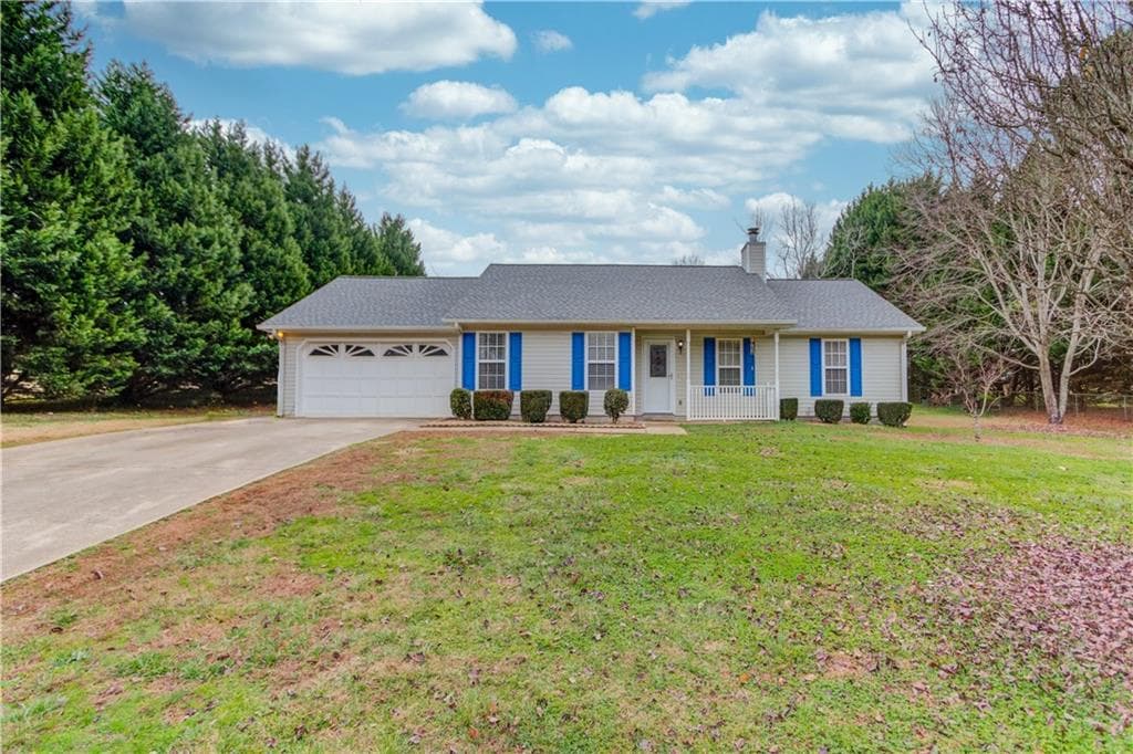 49 Stoneview Drive, Hoschton, GA 30548 — most recent listing photo