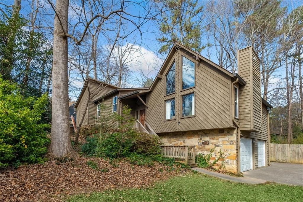 1302 Rolling Green Drive, Acworth, GA 30102 — most recent listing photo
