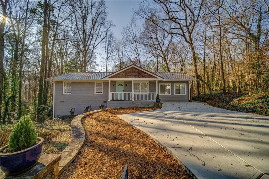 112 Juniper Street, Roswell, GA 30075 — most recent listing photo