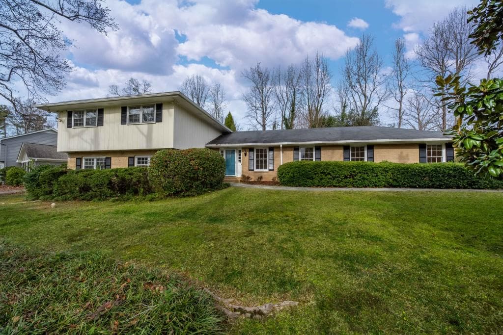4905 Buckline Crossing, Dunwoody, GA 30338 — most recent listing photo