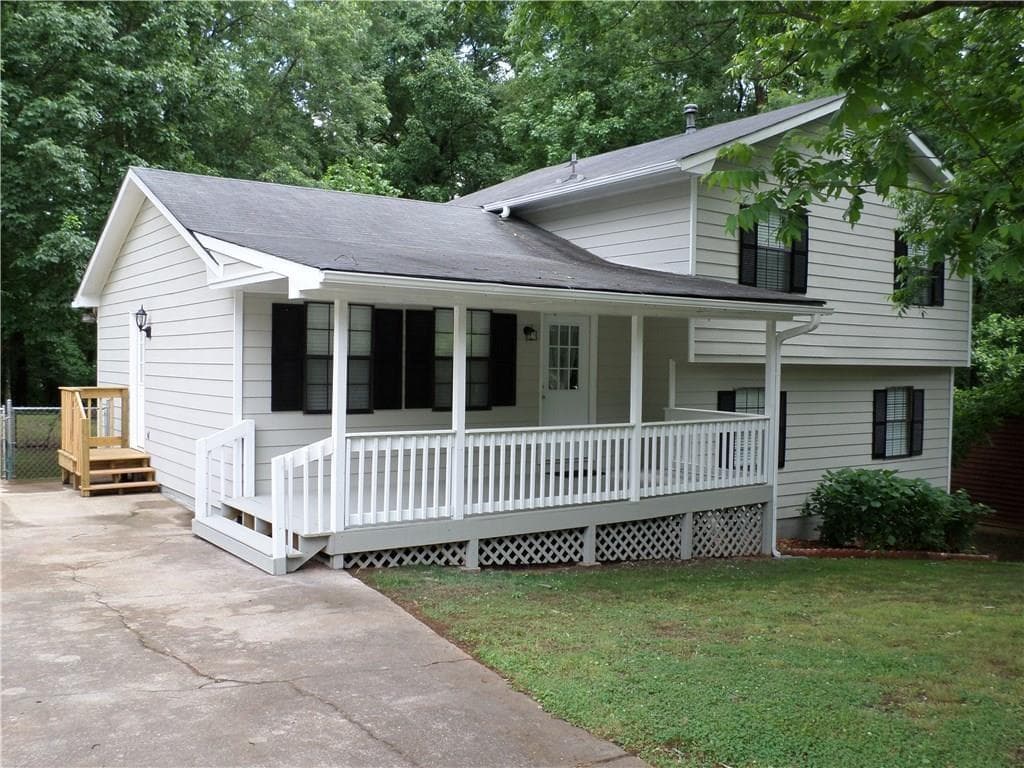 828 Sangria Court, Lawrenceville, GA 30043 — most recent listing photo
