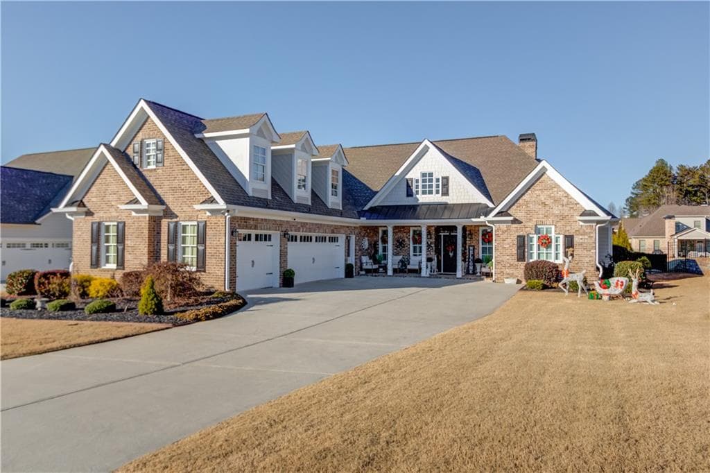 4 bedroom, 4 bathroom, 3,375 sq ft single family residence sold at 3516 River Birch Loop, Jefferson, GA 30549