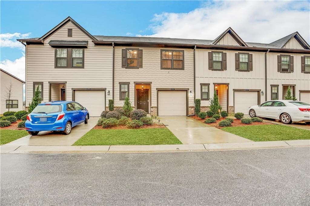 3 bedroom, 3 bathroom, 1,496 sq ft townhouse sold at 6321 Mountain Home Way, Mableton, GA 30126
