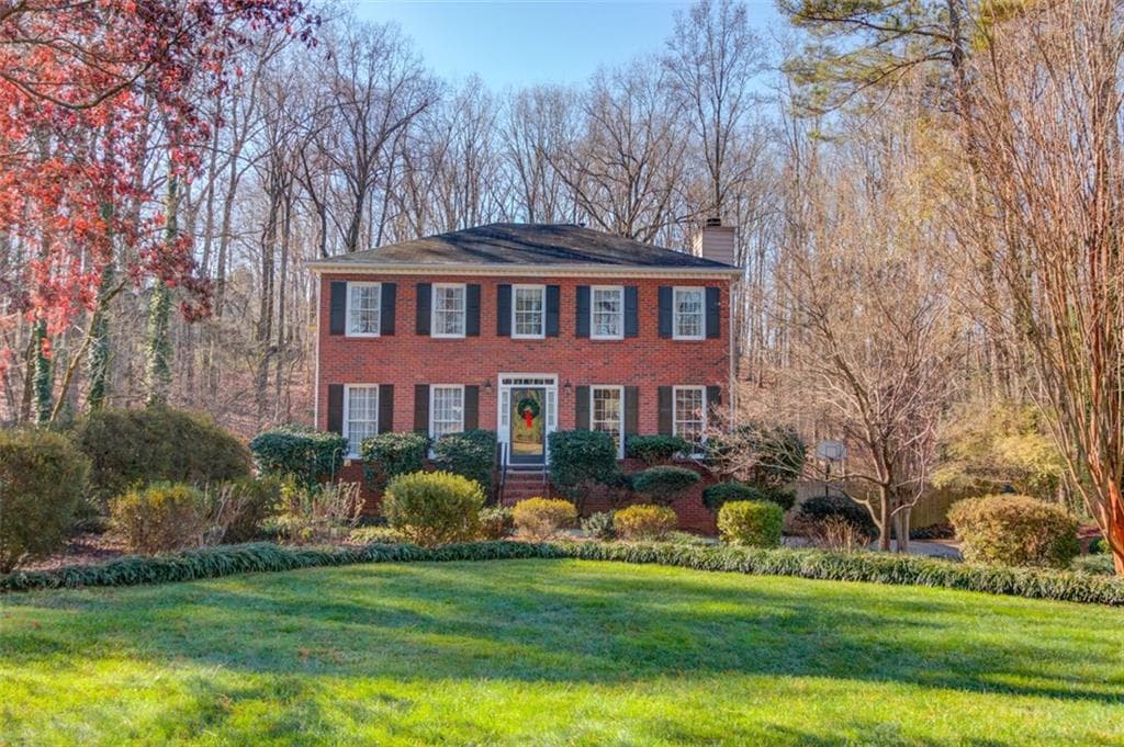 1023 KNOTTS POINTE Drive, Woodstock, GA 30188 — most recent listing photo