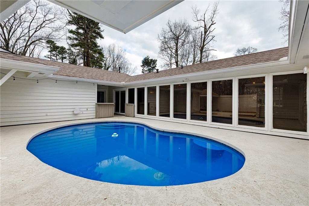 4101 Dogwood Court, Cumming, GA 30041 — most recent listing photo
