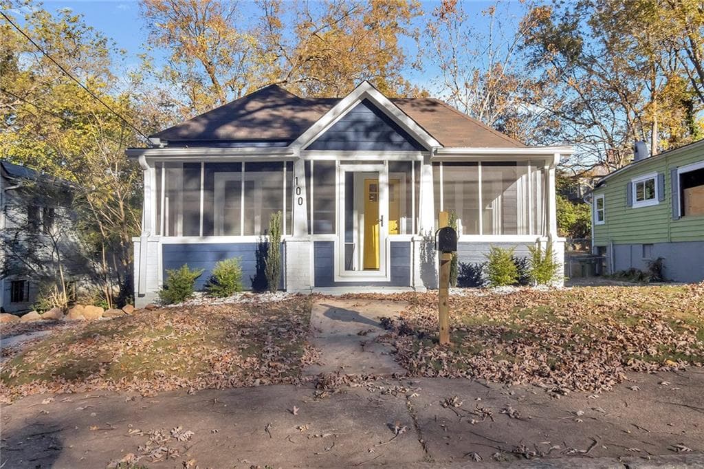 2 bedroom, 2 bathroom, 975 sq ft single family residence sold at 100 Brown Avenue, Atlanta, GA 30315