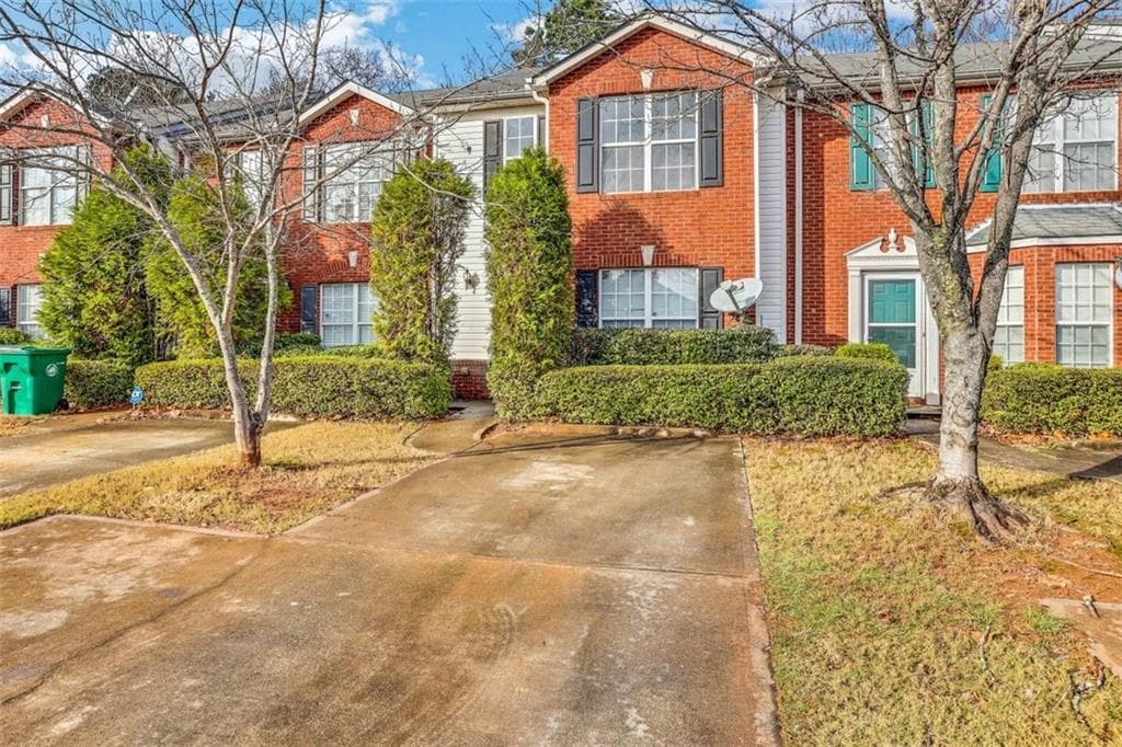 5589 Strathmoor Manor Circle, Lithonia, GA 30058 — most recent listing photo