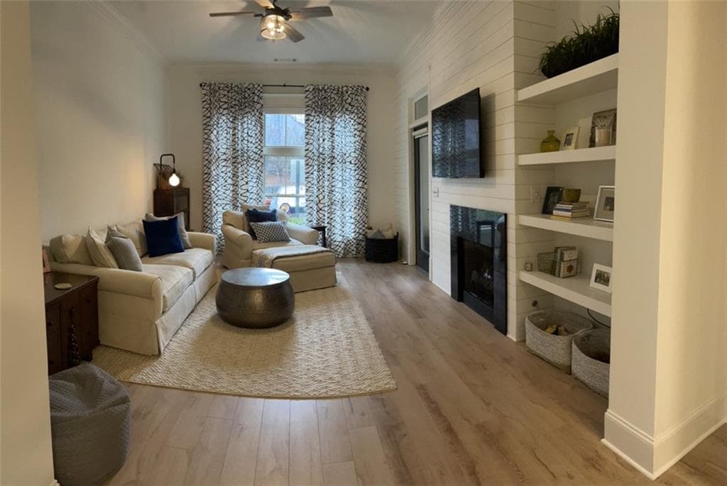 625 Piedmont Avenue 1006, Atlanta, GA 30308 — most recent listing photo