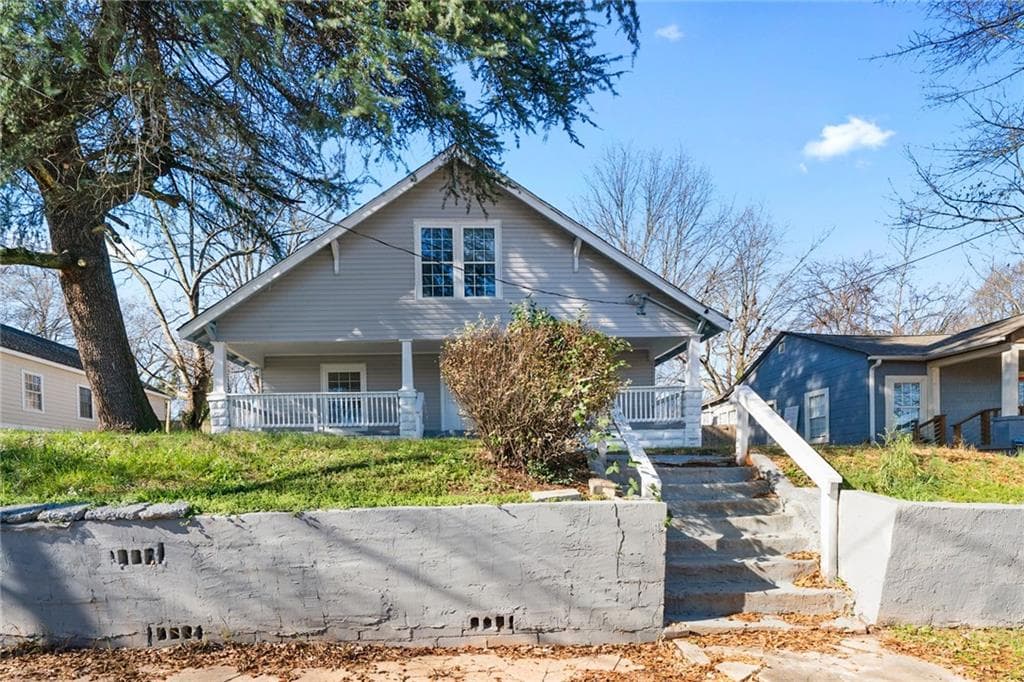4 bedroom, 3 bathroom, 3,634 sq ft single family residence sold at 1121 Fortress Avenue, Atlanta, GA 30315