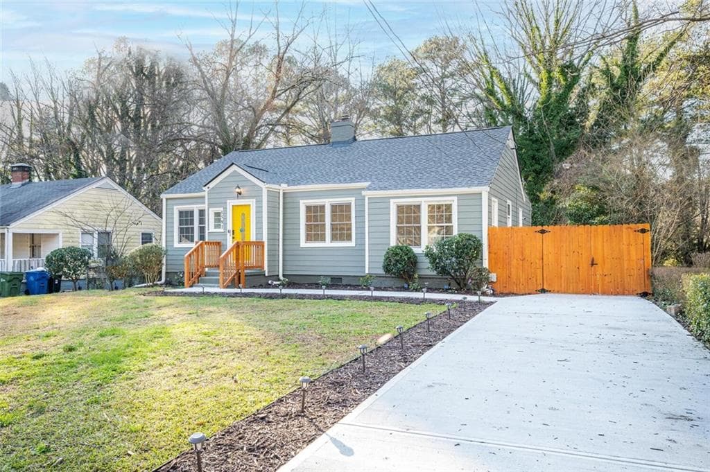 3 bedroom, 2 bathroom, 1,276 sq ft single family residence sold at 1581 Willowbrook Drive, Atlanta, GA 30311