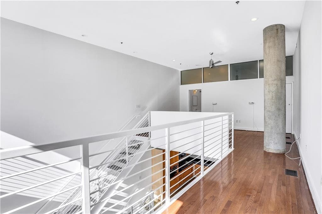 2 bedroom, 3 bathroom, 1,975 sq ft condominium sold at 845 Spring Street 506, Atlanta, GA 30308