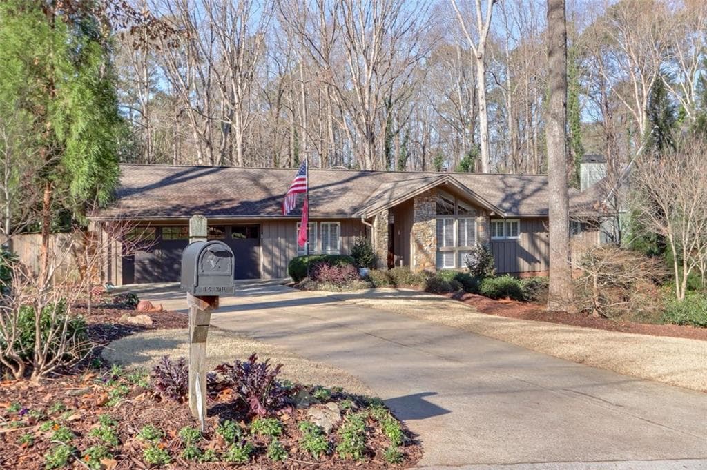 861 Richmond Hill Drive, Marietta, GA 30068 — most recent listing photo