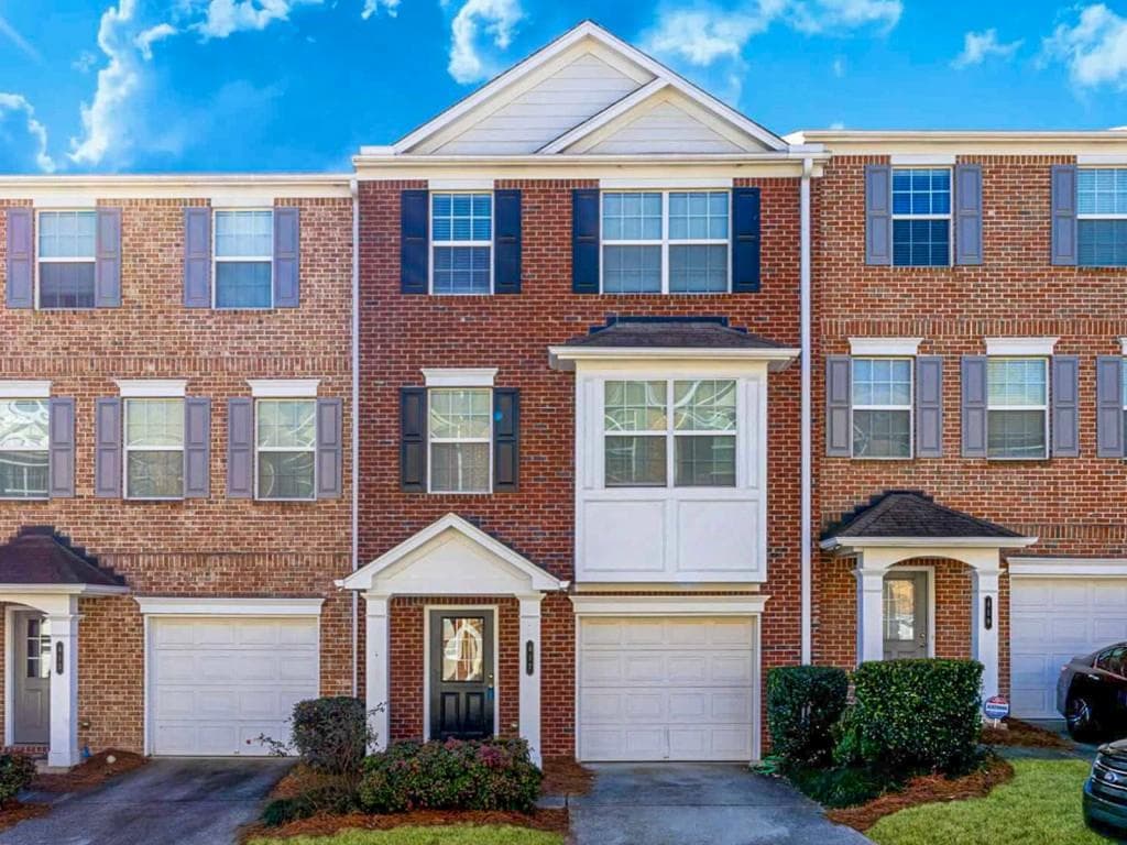 4 bedroom, 4 bathroom, 1,796 sq ft townhouse sold at 417 Heritage Park Trace 2, Kennesaw, GA 30144
