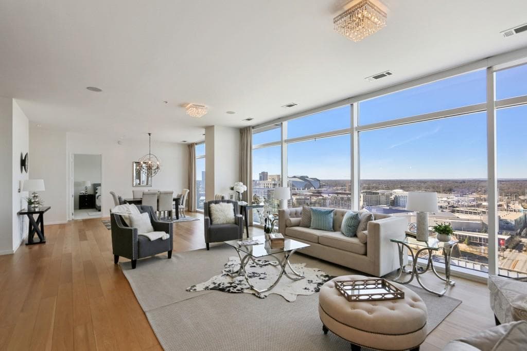 2 bedroom, 3 bathroom, 2,171 sq ft condominium sold at 45 Ivan Allen Jr Boulevard 2604, Atlanta, GA 30308