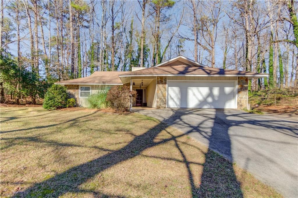 6 Ironwood Court, Newnan, GA 30265 — most recent listing photo