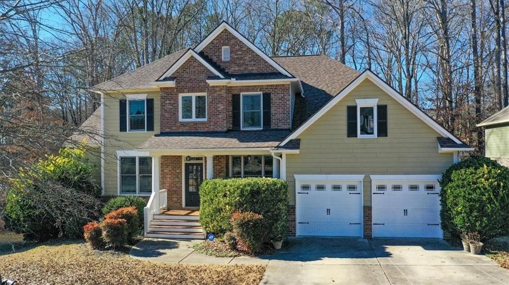 4 bedroom, 4 bathroom, 3,653 sq ft single family residence sold at 130 Newcastle Walk, Woodstock, GA 30188