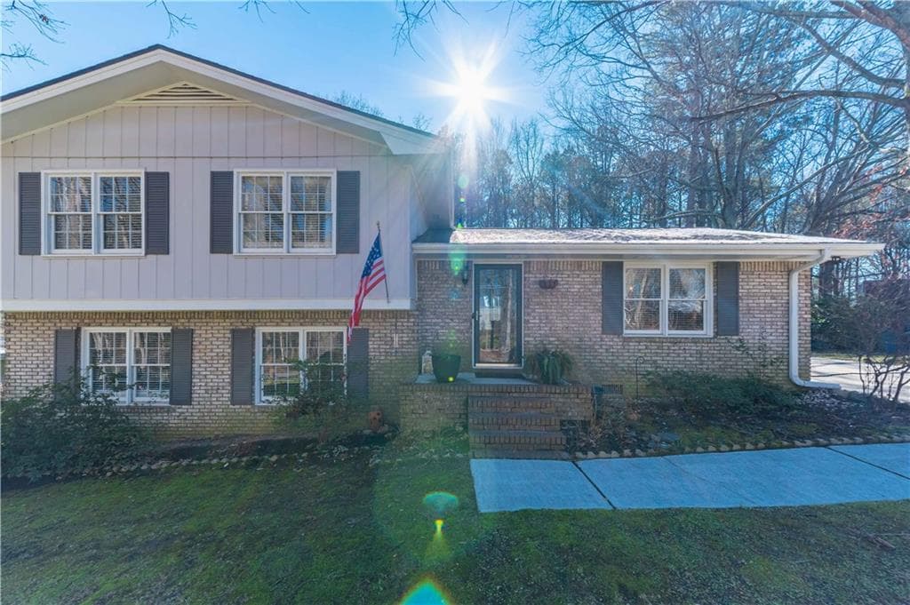 165 Harris Drive, Lawrenceville, GA 30046 — most recent listing photo