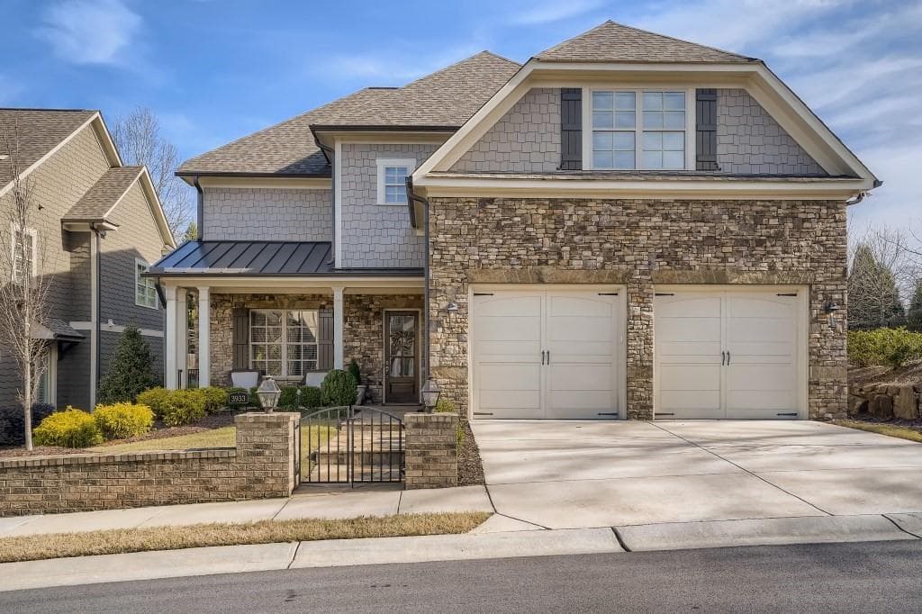 4 bedroom, 4 bathroom, 3,279 sq ft single family residence sold at 3933 Chalmers Gate, Smyrna, GA 30080
