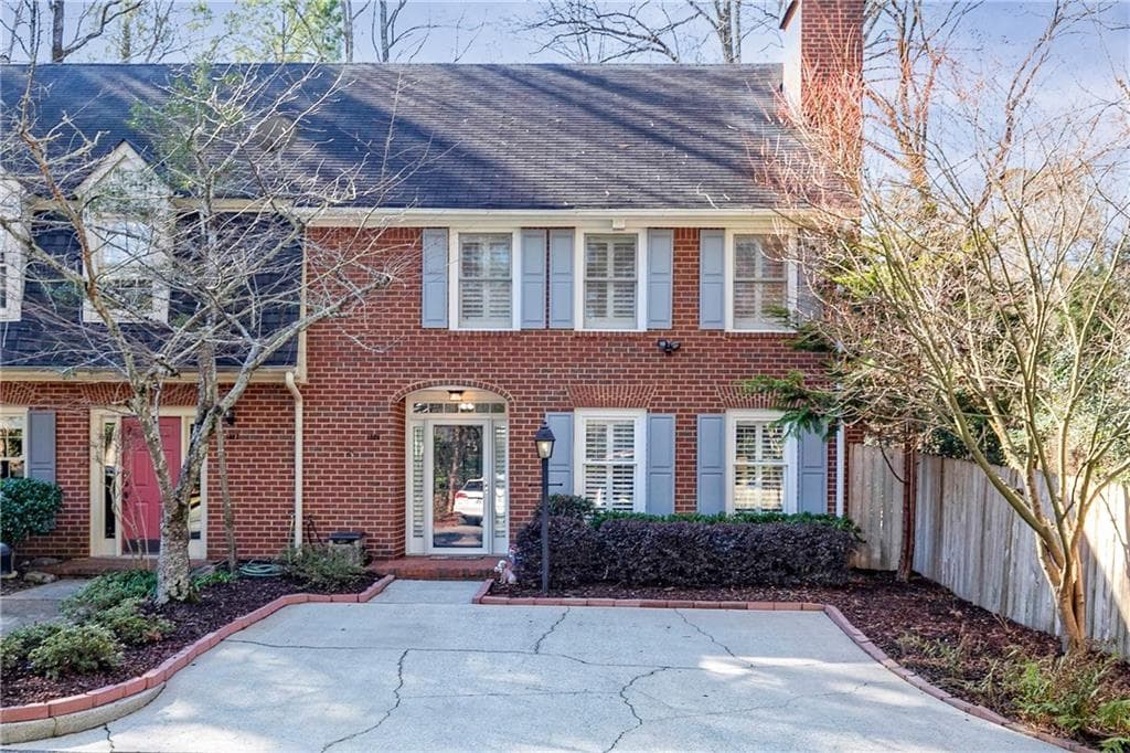3 bedroom, 3 bathroom, 1,538 sq ft townhouse sold at 1325 E Rock Springs Road, Atlanta, GA 30306