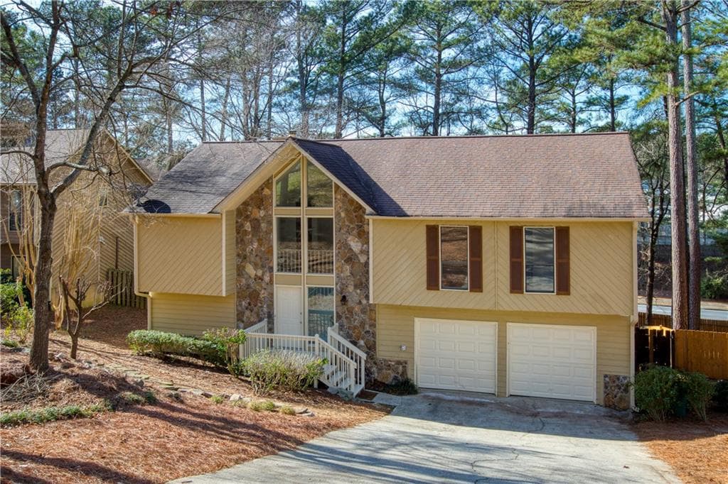 8660 Colony Club Drive, Alpharetta, GA 30022 — most recent listing photo
