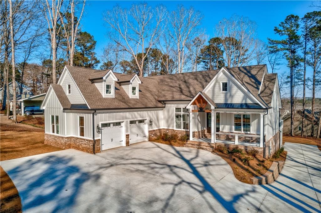 3725 Martin Farm Road, Suwanee, GA 30024 — most recent listing photo
