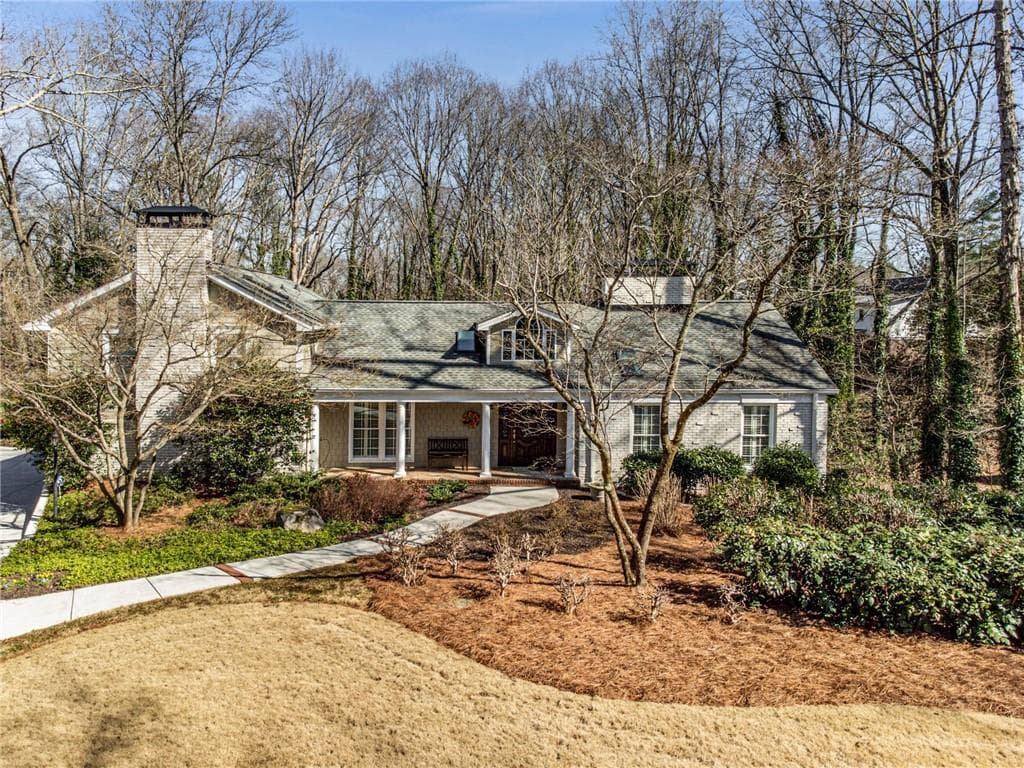 8865 Huntcliff Trace, Sandy Springs, GA 30350 — most recent listing photo