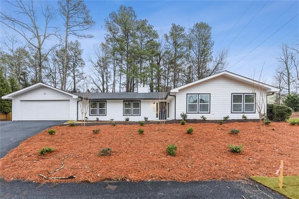 696 Fairfield Drive, Marietta, GA 30068 — most recent listing photo