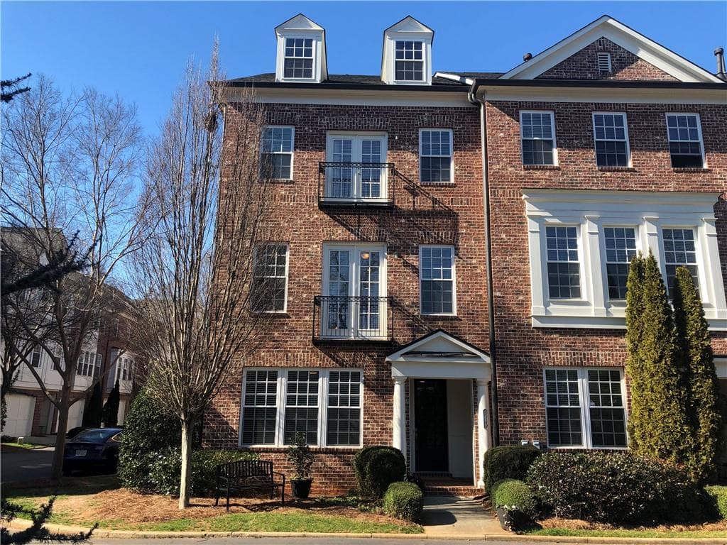 3 bedroom, 4 bathroom, 2,992 sq ft townhouse sold at 1260 Lullwater Park Circle, Atlanta, GA 30306