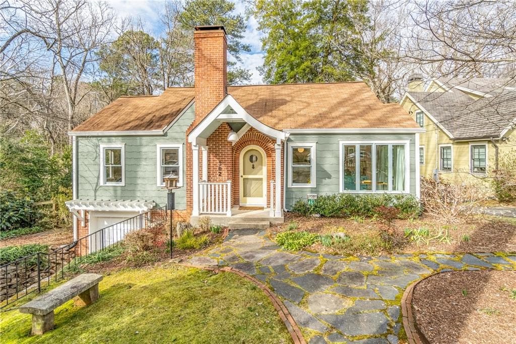 2 bedroom, 2 bathroom, 1,315 sq ft single family residence sold at 302 Kathryn Avenue, Decatur, GA 30030