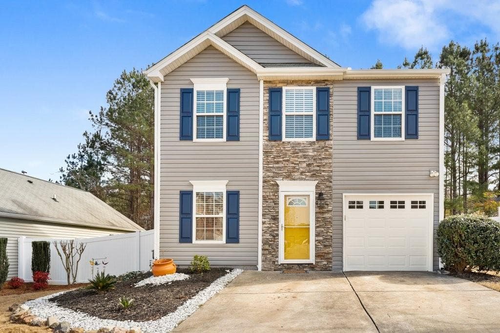 3 bedroom, 3 bathroom, 1,338 sq ft single family residence sold at 606 Spanish Oak Drive, Acworth, GA 30102