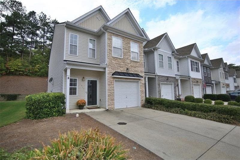 2977 Greyhawk Lane, Cumming, GA 30040 — most recent listing photo